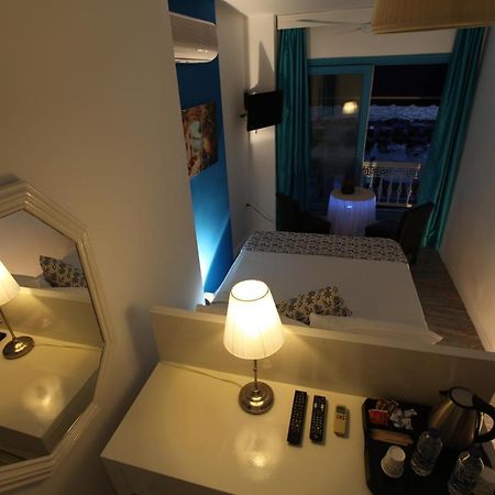 Larimar Hotel Çeşme Εξωτερικό φωτογραφία