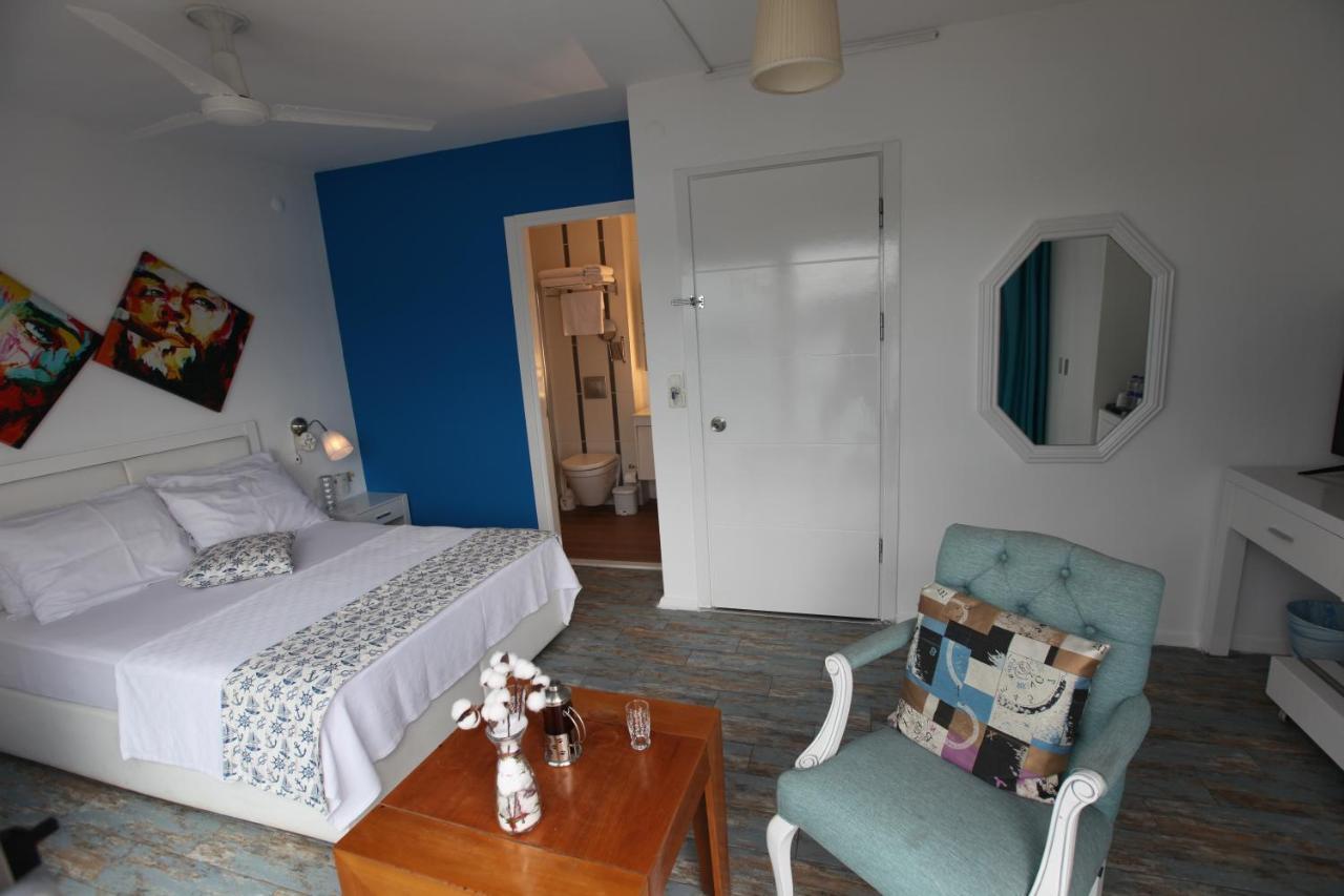 Larimar Hotel Çeşme Εξωτερικό φωτογραφία